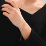 Bracelet en perles inspiré de la carte d'Afrique