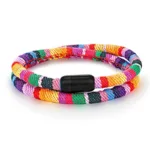 Bracelet africain en corde aux couleurs arc-en-ciel