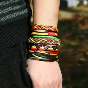 Accessoire africain en cuir tressé pour un style unique