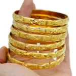 Accessoire or 24 Carats, touche africaine