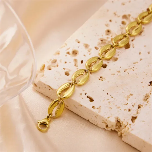 Bracelet africain en cauris, style ethnique chic