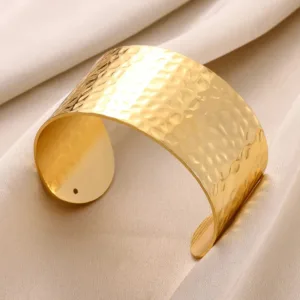 Bracelet manchette africain doré