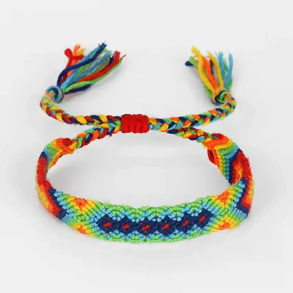 Bracelet artisanal inspiré de la culture sénégalaise