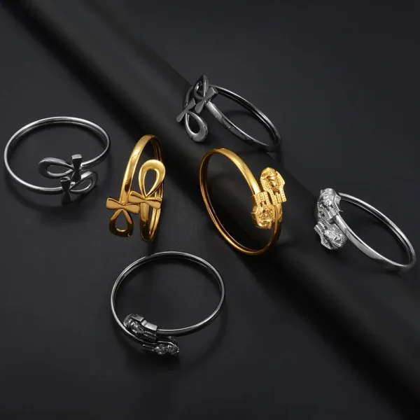 Accessoire élégant, hybride de tradition et modernité, Toutankhamon