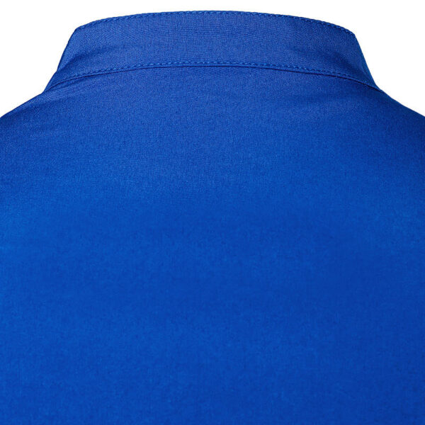 Tissu respirant et agréable de cette chemise