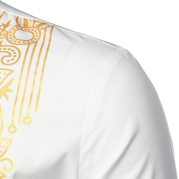 Chemise stylée avec touches dorées