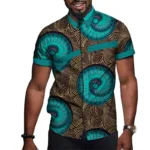 Vêtement masculin, chemise à motifs culturels