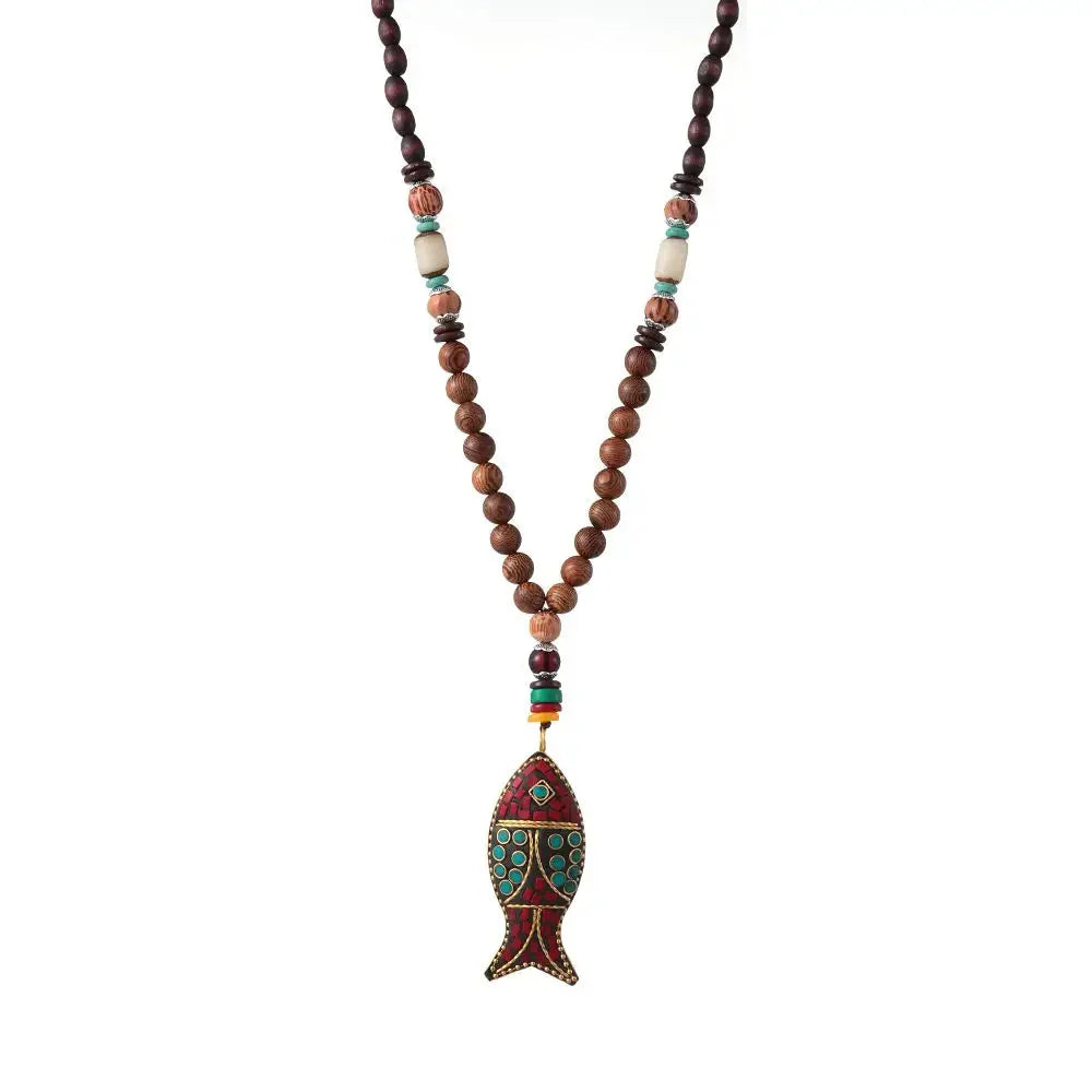 Accessoire en bois sculpté, style africain