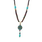 Collier artisanale en bois naturel africain