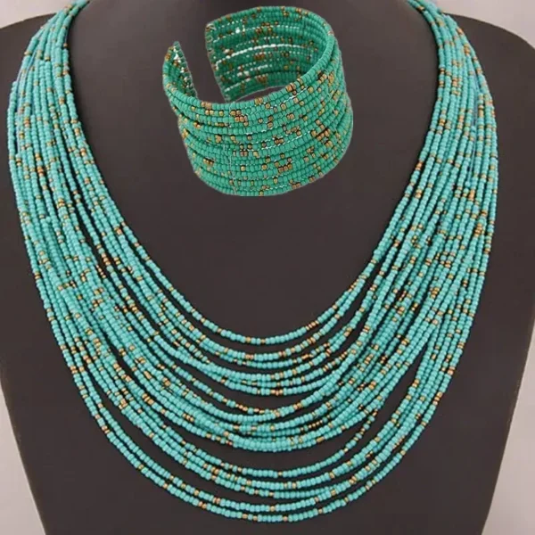 collier-africain-en-perles-multicouches-1 Collier Africain en Perles Multicouches