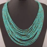 Collier coloré en perles pour un look afric