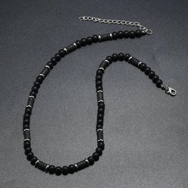 Accessoire ethnique en œil de tigre pour un look unique