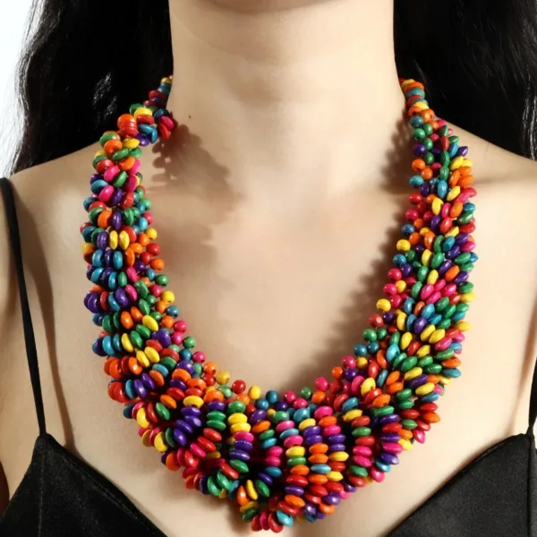 collier-africain-perles-multicolores-1 Collier Africain en perles multicolores, style unique