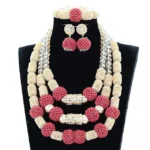 Collier Africain Traditionnel en Corail
