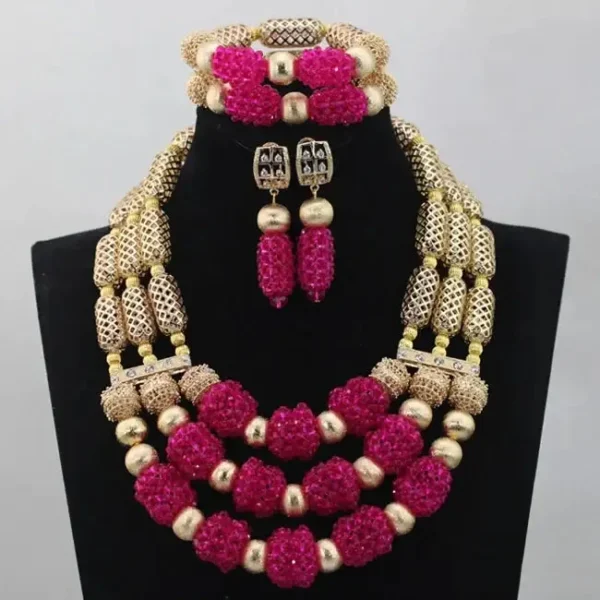 Collier en corail, touche ethnique élégante