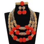 Collier en Corail, style africain traditionnel