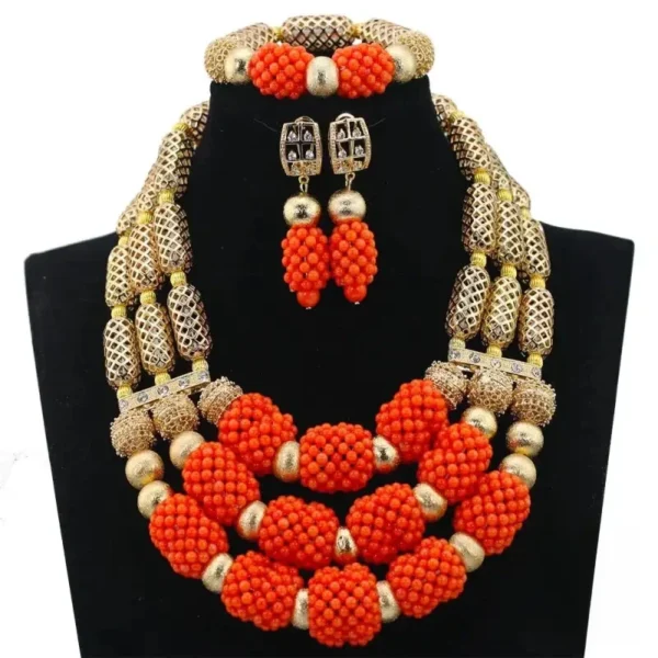 Bijou africain en corail, design authentique