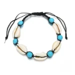 Bijou contemporain avec des éléments africains