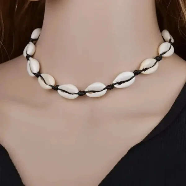 Collier Cauris élégant en style africain - vue 2