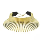 Accessoire chic avec influence africaine