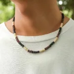Accessoire masculin en perles africaines