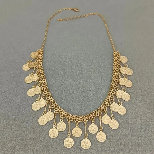 Collier artisanal inspiré de la culture africaine