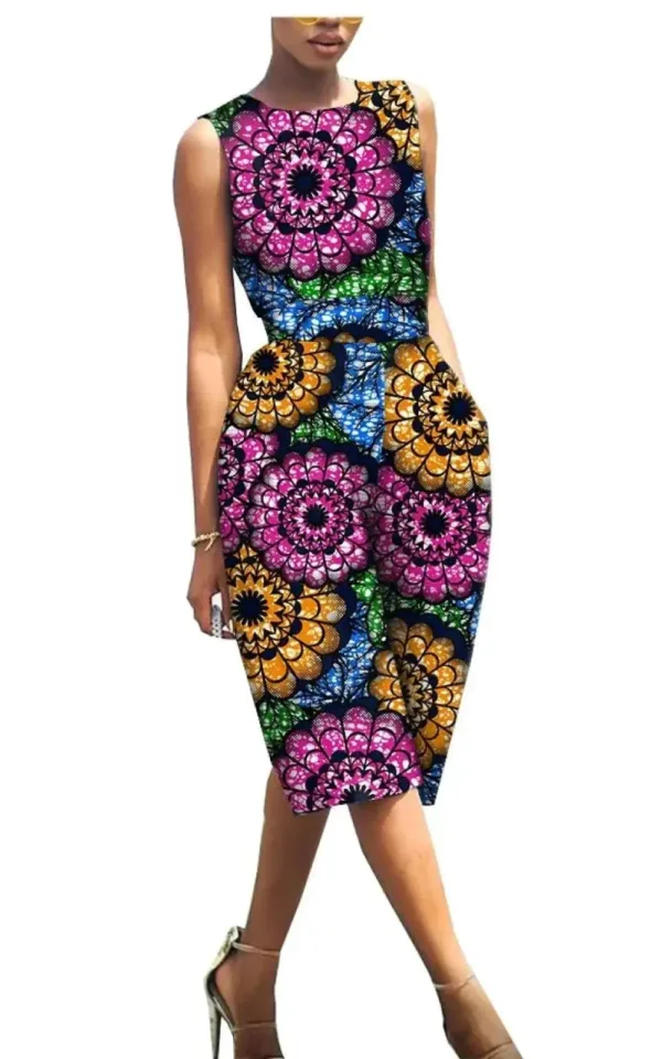 Look chic avec cette combinaison en Pagne pour femmes