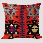 Coussin tendance Africaine décoratif aux motifs ethniques