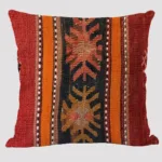 Coussin traditionnel africain en tissu coloré