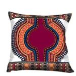 Coussin africain aux motifs colorés et éclatants
