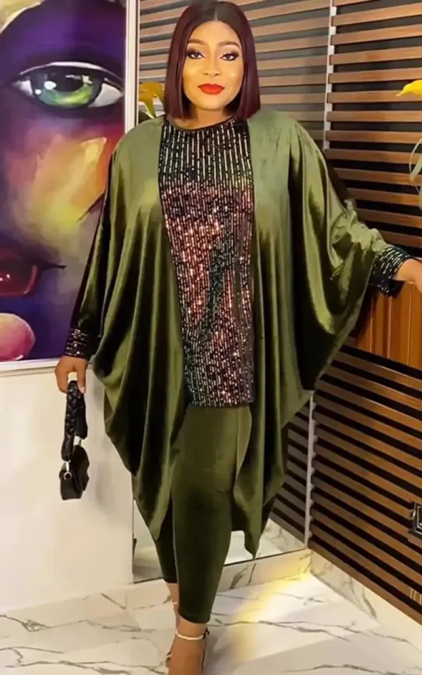 Robe africaine élégante avec paillettes