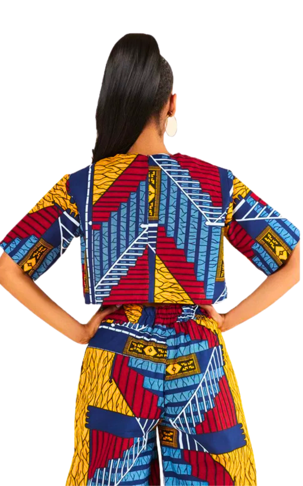 Mode africaine féminine, ensemble estival vibrant et stylé