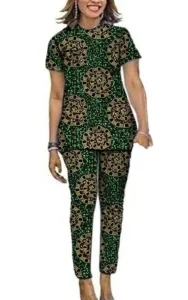 Tenue traditionnelle nigériane pour femmes