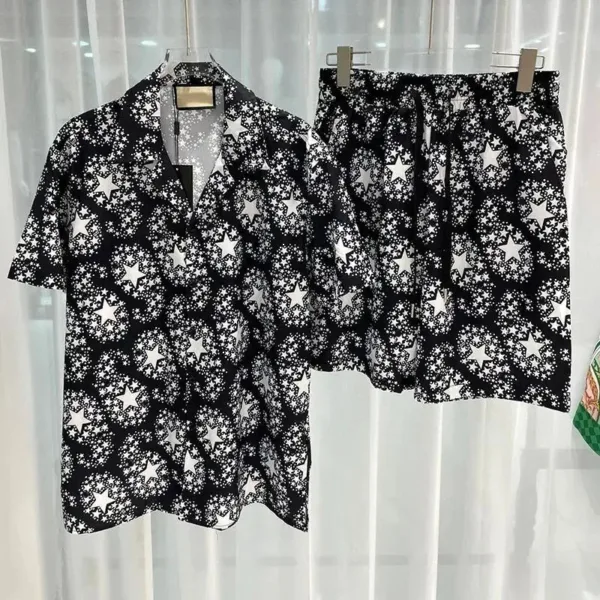 Mode homme, chemise à la coupe moderne et stylée