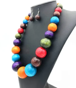 Collier unique inspiré de la culture africaine