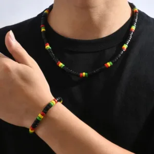 Collier Africain coloré avec des perles vertes et jaunes