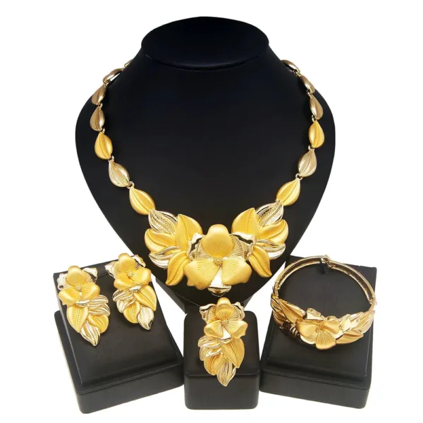 Bijoux africains, ornement raffiné en Or