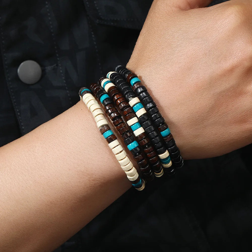 Bracelets colorés en perles artisanales d'inspiration africaine