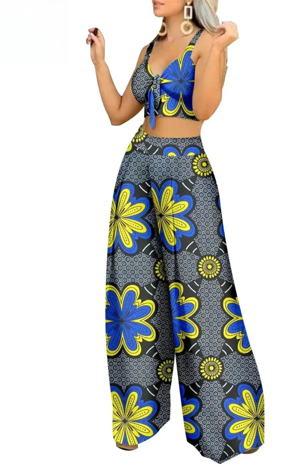 Ensemble femme : pantalon et haut assortis
