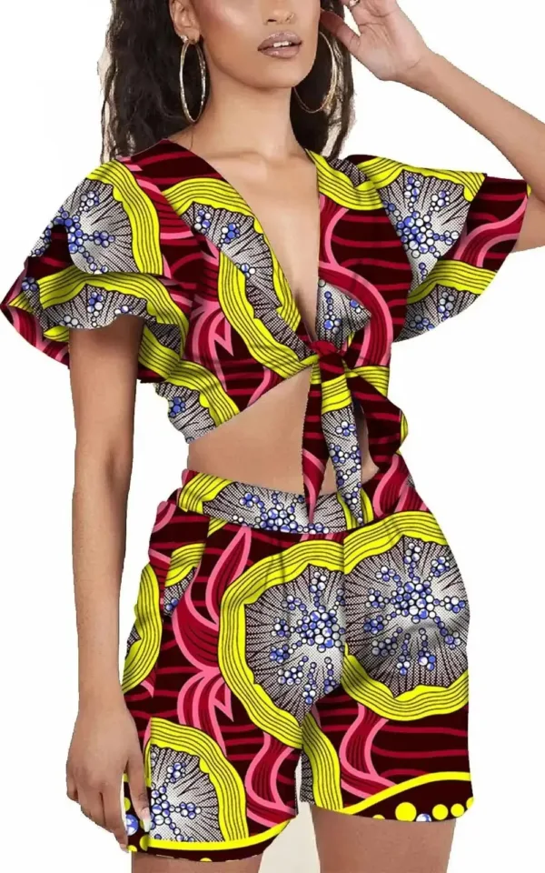 Ensemble avec short et haut africain