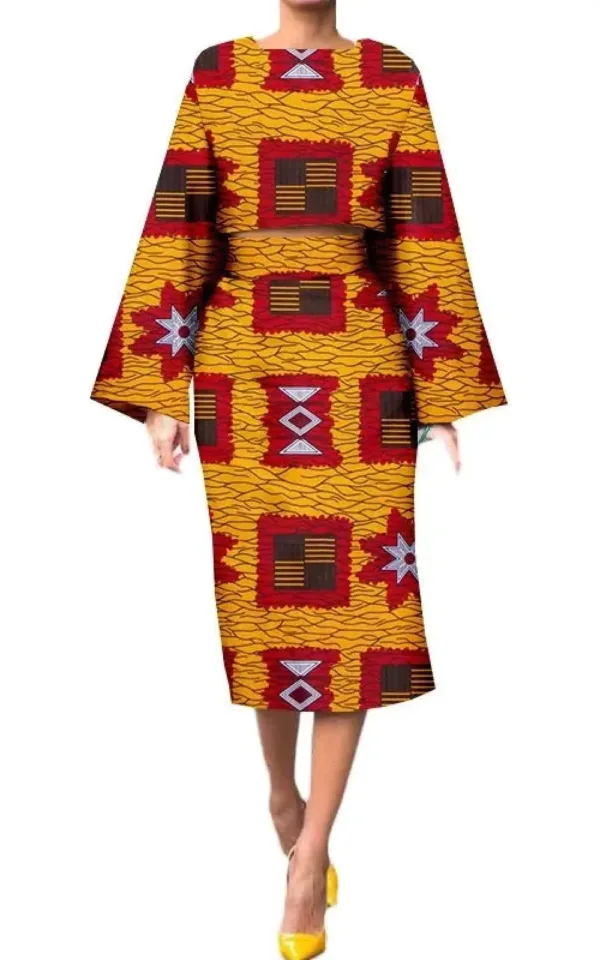 Tenue Africaine Femme colorée et moderne