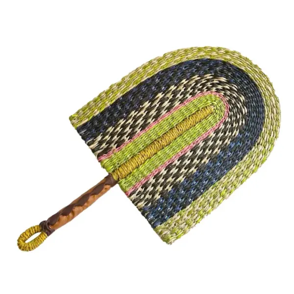 Éventail Bolga, pièce artisanale authentique