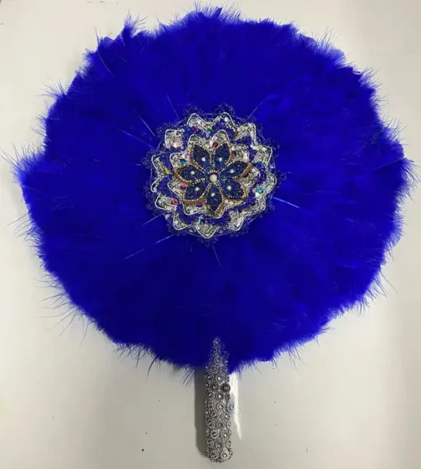 Éventail décoratif en plume pour un style unique