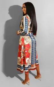 Robe femme africaine style moderne, coupe flatteuse