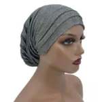 Accessoire traditionnel africain pour un look moderne