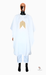 Boubou africain homme en couleur blanche traditionnelle