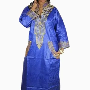 Boubou féminin coloré, idéal pour les occasions spéciales