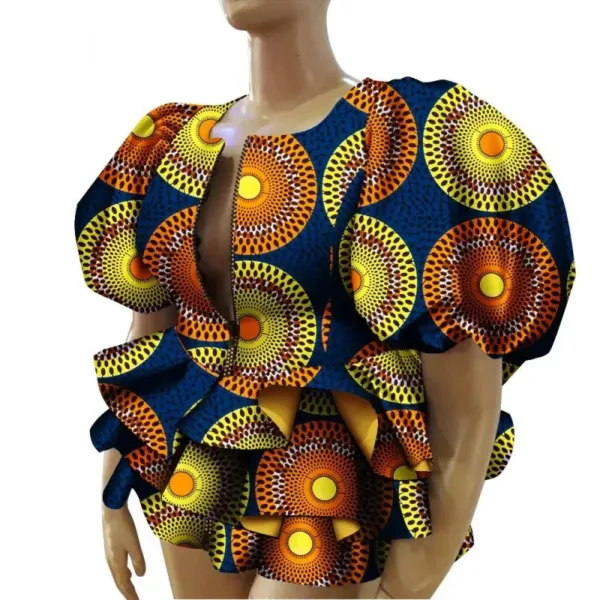 Haut africain femme, look contemporain et élégant