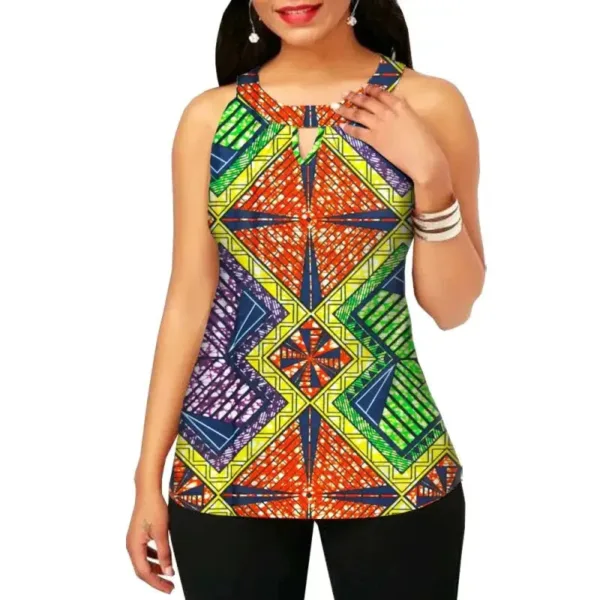 Haut stylé en Pagne Africain, pour un look authentique