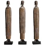 Statue longiligne de femme tribale artisanale